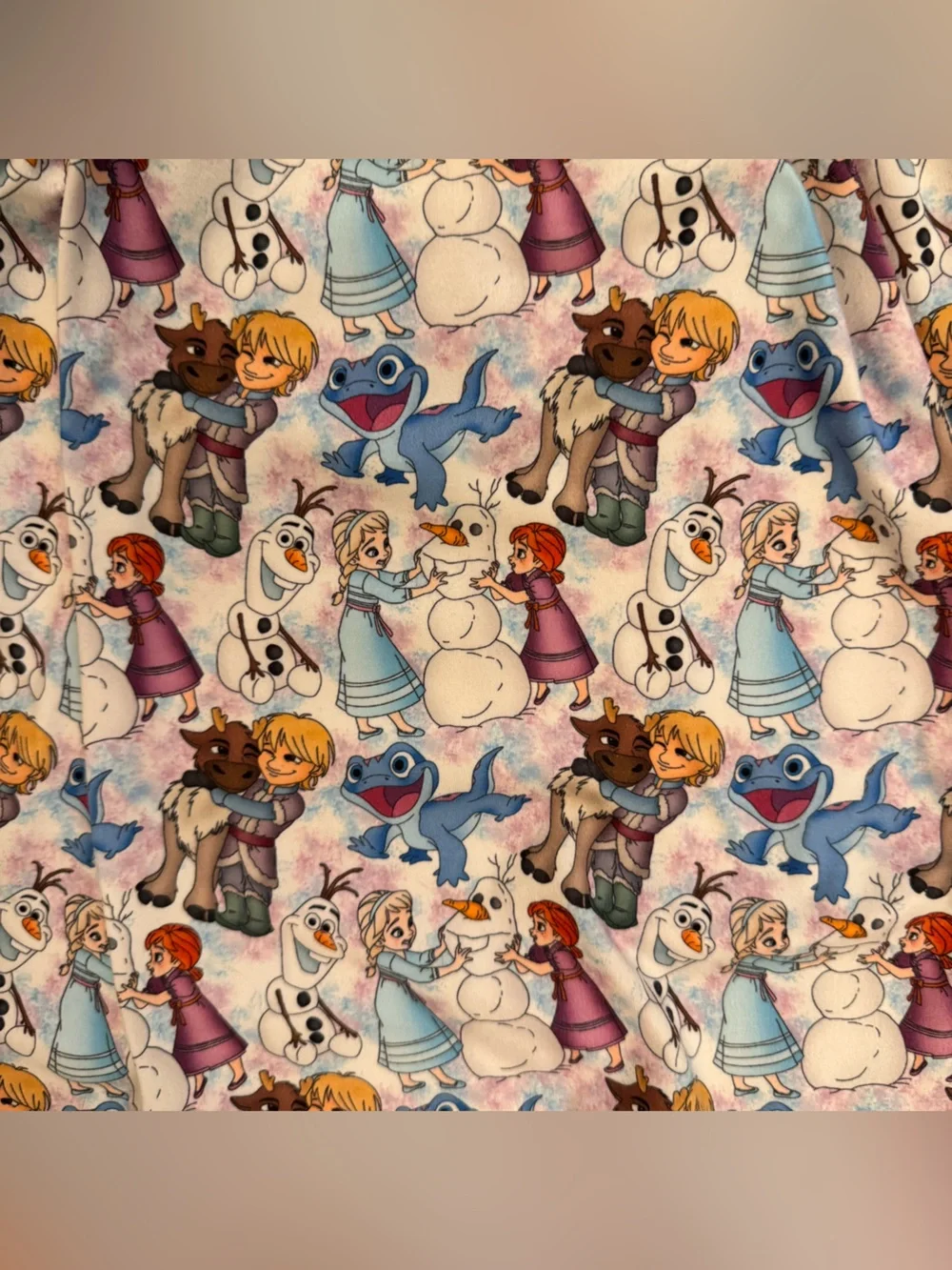 A bee bug boutique long sleeve Elsa and Anna inspired shirt size 4T